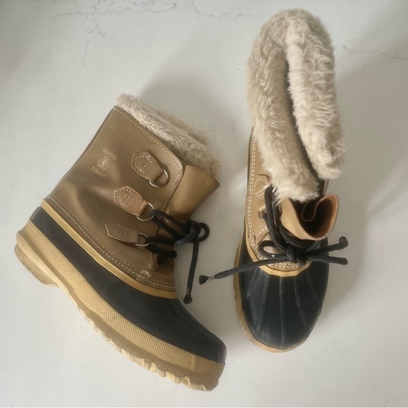 Sorel Vintage Manitou Duck Boots, Made in Canada, - Picture 1 of 13